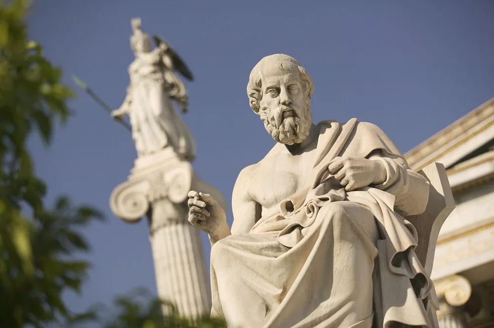 plato-statue plato-statue